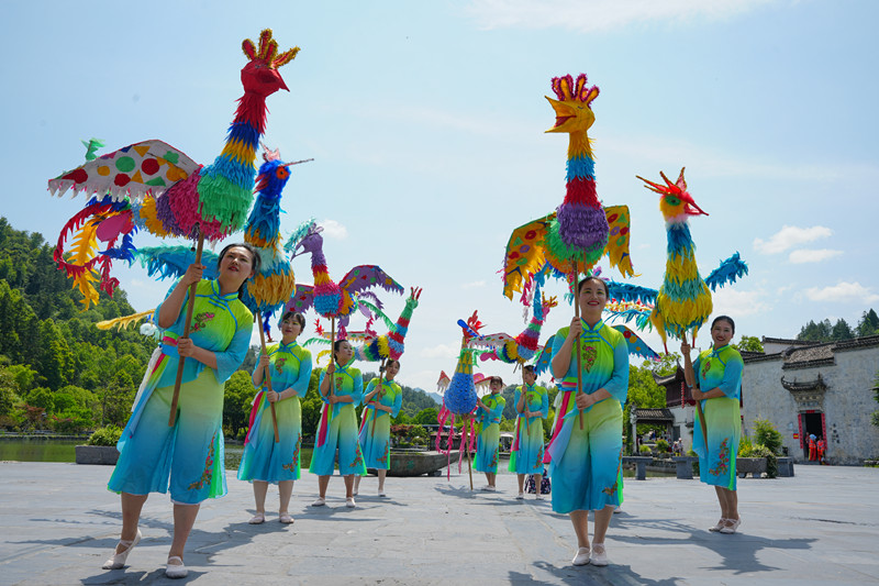 皖黟縣：全國「村舞」首站西遞開跳