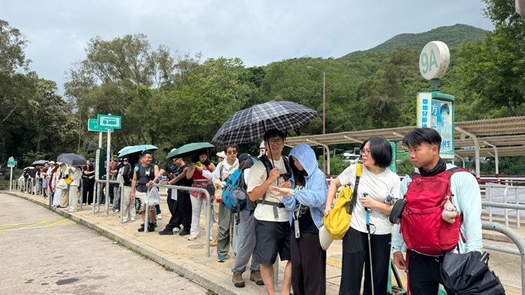 端午長周末 | 當局做好交通配套 大批訪東壩旅客讚好