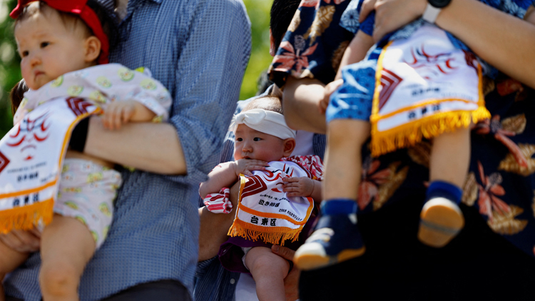 日本出生率再創新低 2024年出生人口首次跌破70萬