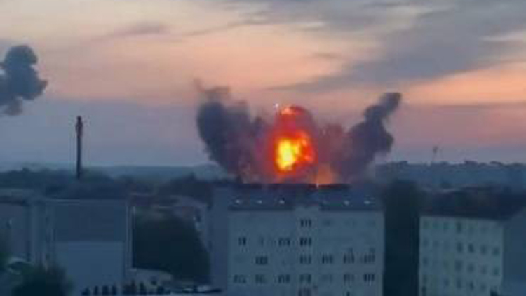 俄大舉轟炸烏軍工企業回應「蛛網」行動 烏總統：襲擊幾覆蓋全境