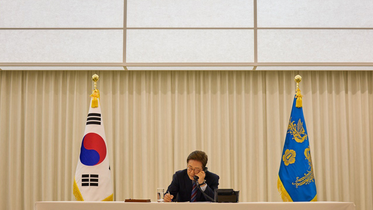 美國總統特朗普與韓國總統李在明通電話 邀請李在明訪問美國