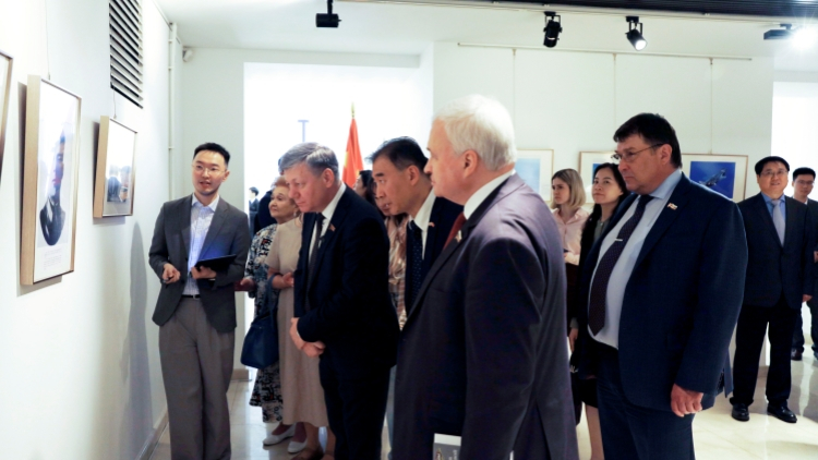 紀念抗戰勝利80周年圖片展在莫斯科舉辦