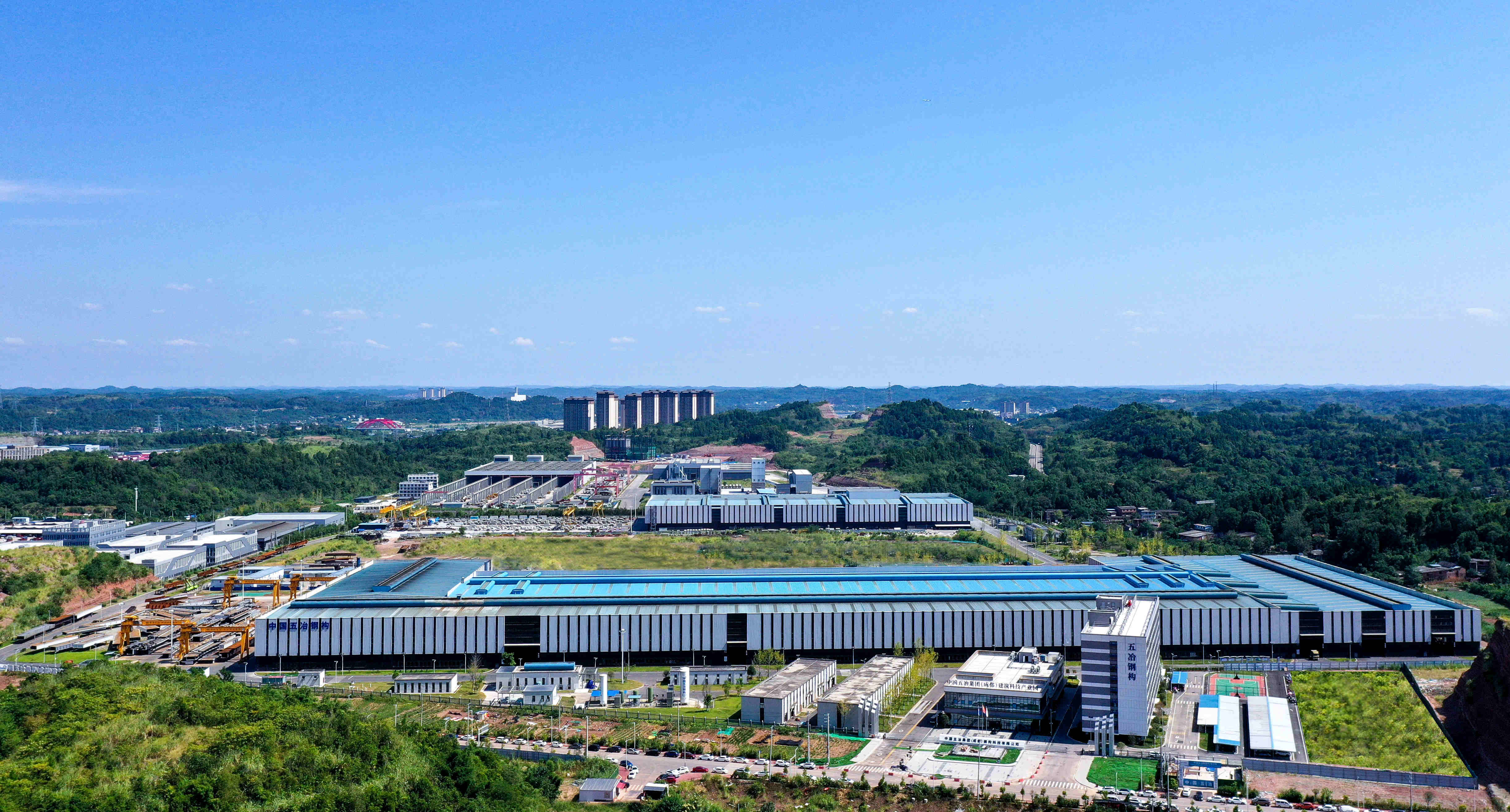 智造新標杆 綠色新範式——探秘五冶鋼構國內首條全智能生產線