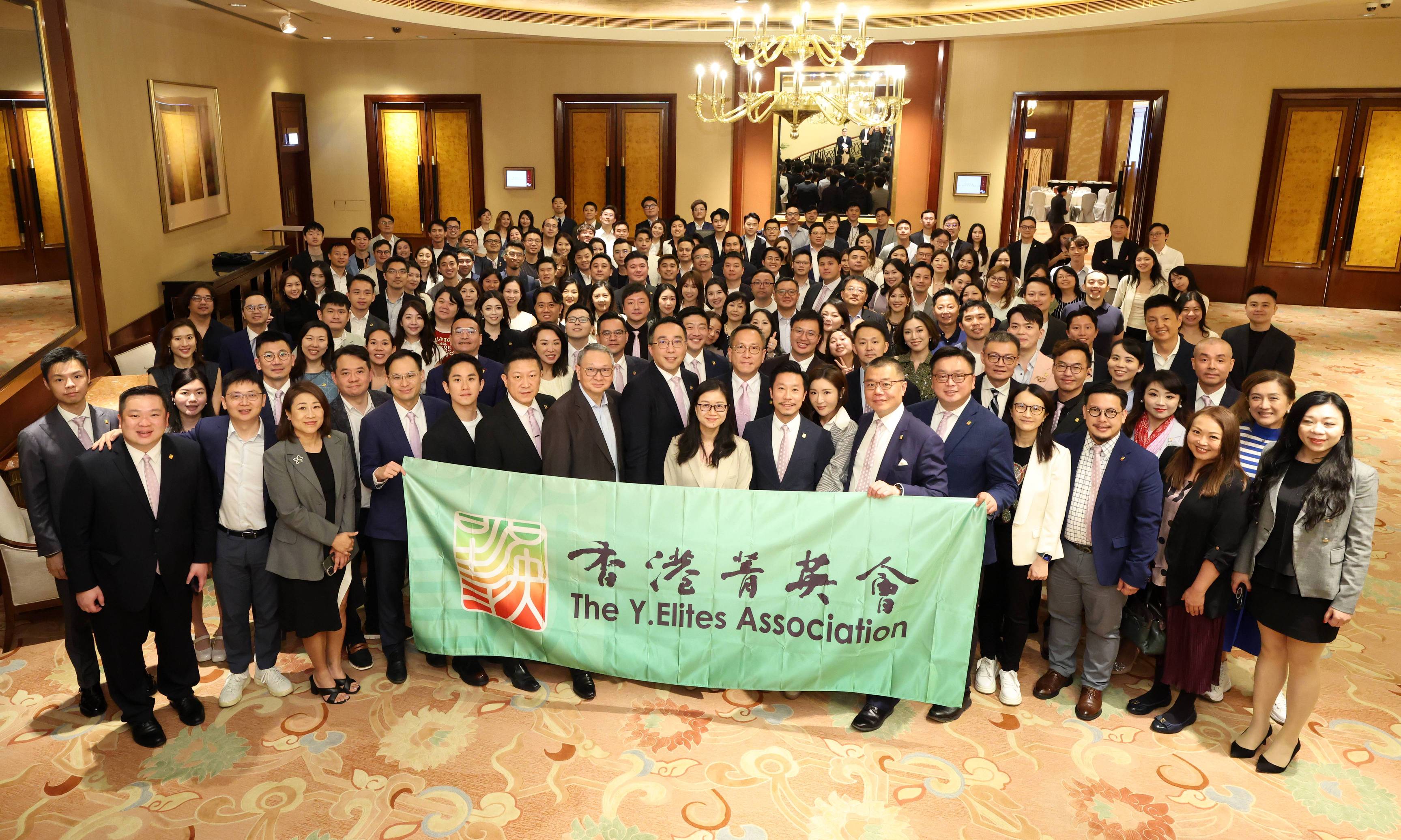 ​菁英會選出第18屆執行委員會 黃進達當選主席