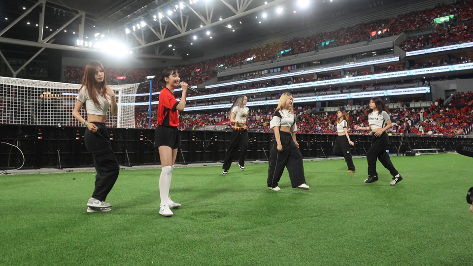 有片｜港隊1:0絕殺印度 郭思獻唱《心花怒放》