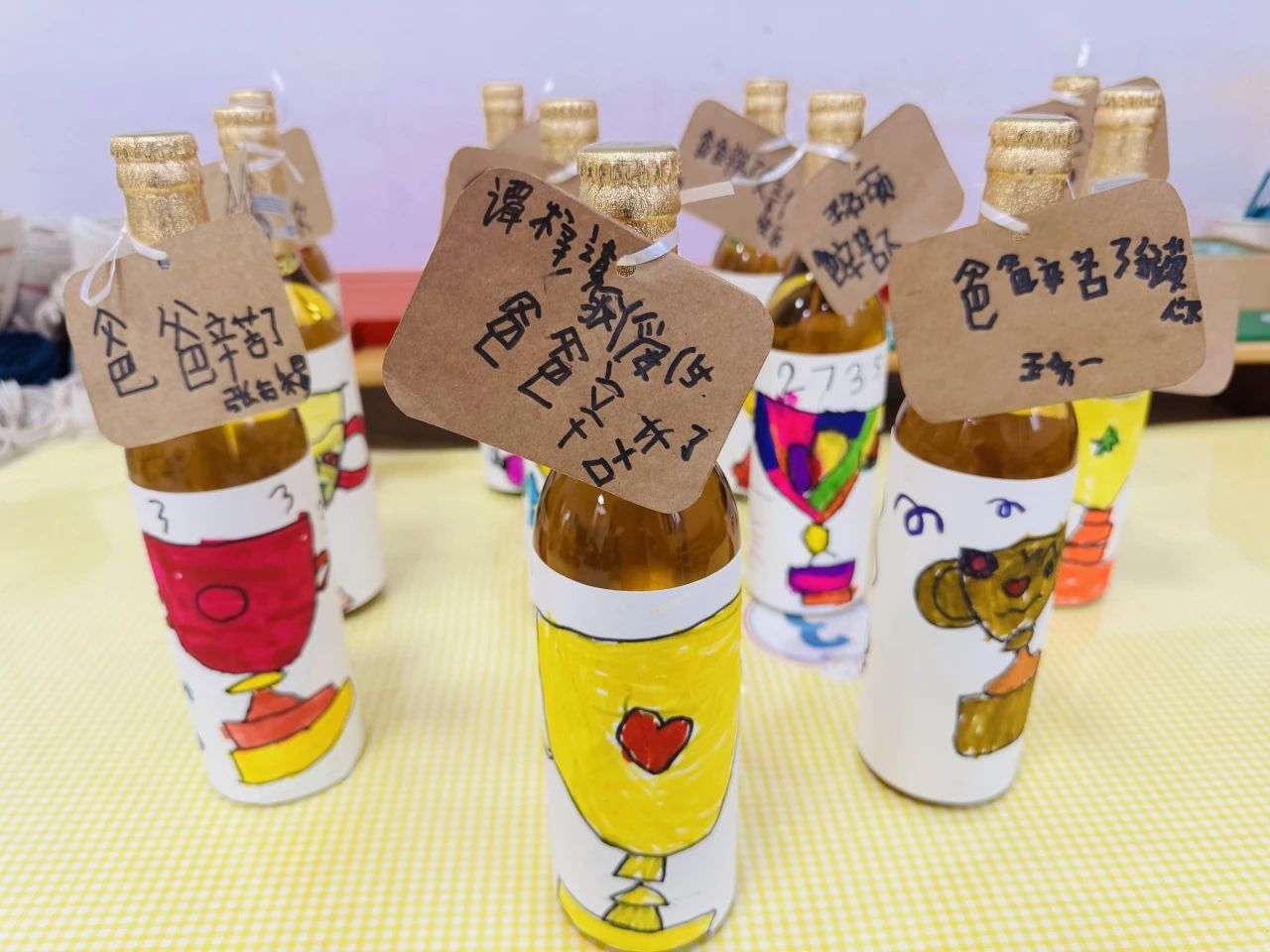 哈市香坊區圖書館舉辦父親節主題活動 親子創意互動傳遞感恩深情