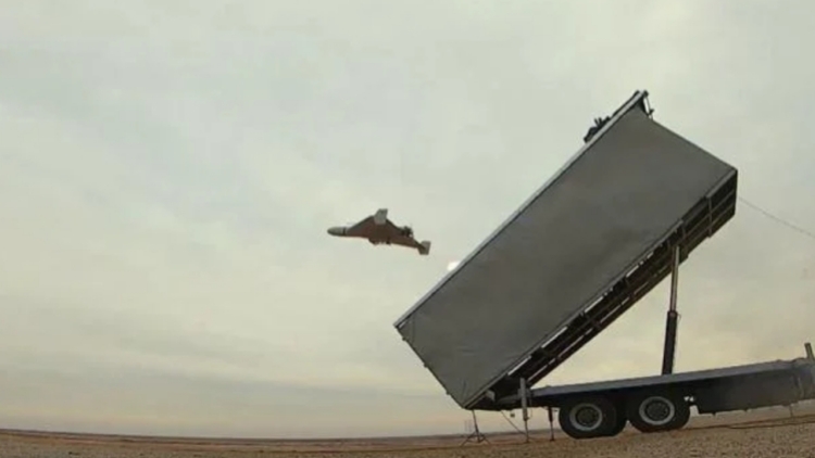 外媒：伊朗向以色列發射超百架無人機