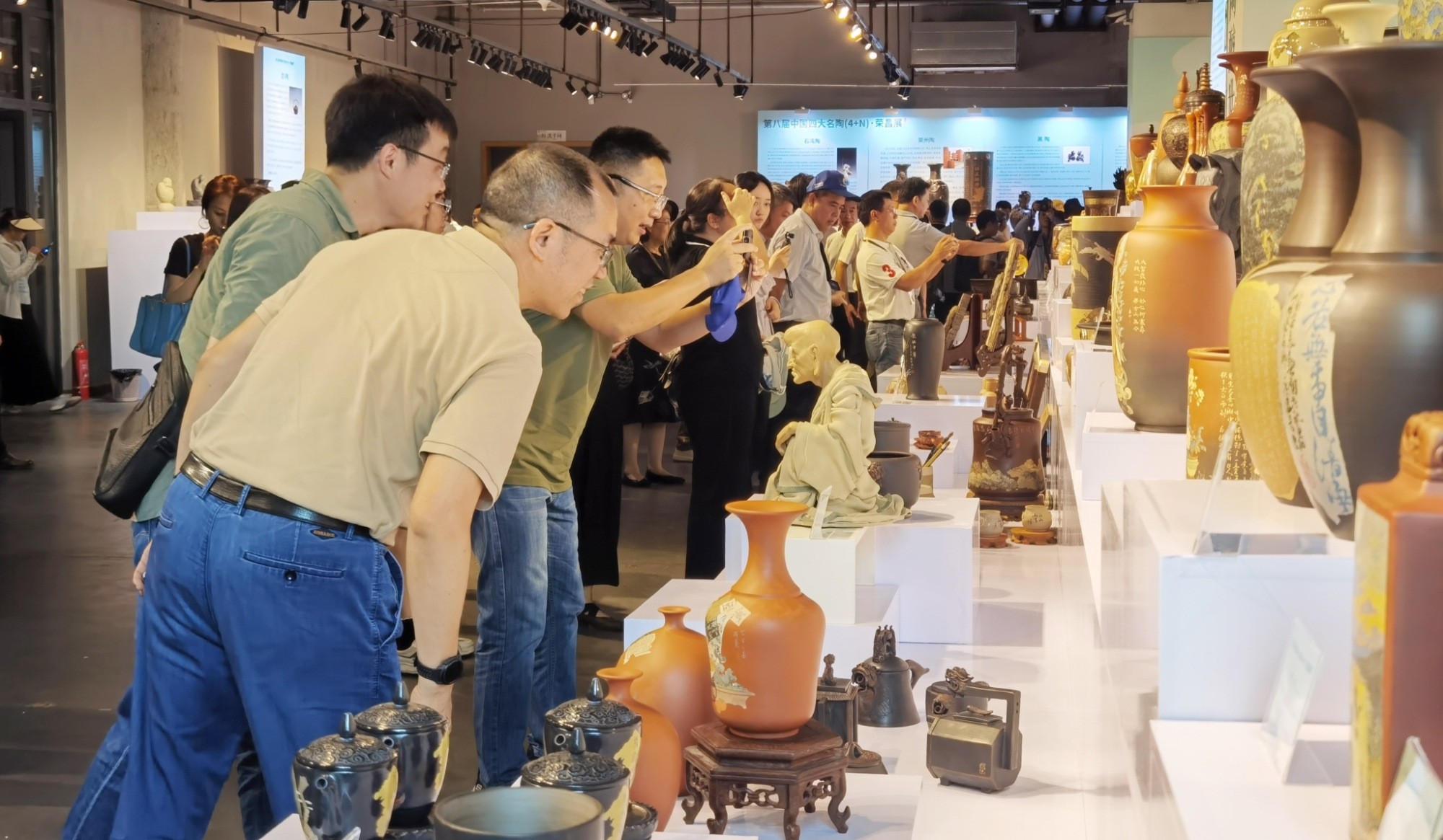 中國四大名陶聚首重慶榮昌「陶醉世界」