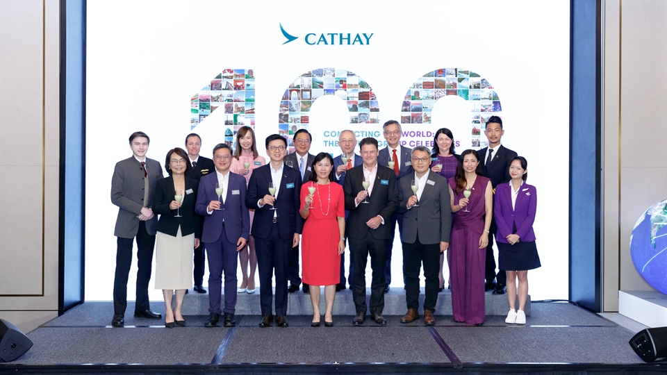 有片丨國泰提早達到100個航點 將投逾1000億開拓三跑新機遇 