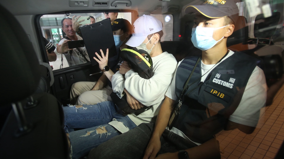 新蒲崗婚禮布置公司結業 海關拘捕涉案公司東主