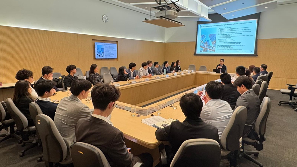 陳浩濂晤家辦協會暑期實習生 分享香港在家族辦及資產財富管理最新發展