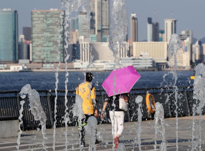 酷熱天氣警告生效 衞生防護中心提醒市民預防中暑