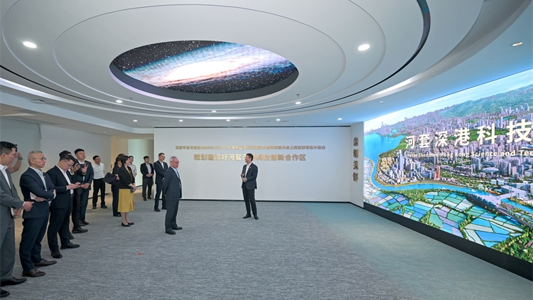 澳門特首岑浩輝訪深圳 冀借鑒前海河套區經驗發展