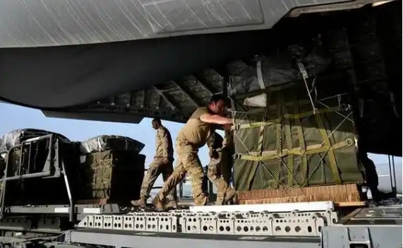 特朗普稱伊朗導彈襲擊美軍基地前通知美方 