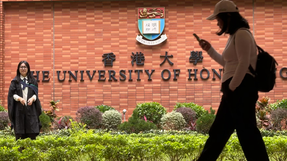 張翔：港大收到約300名美國大學生查詢 收逾百份轉校申請