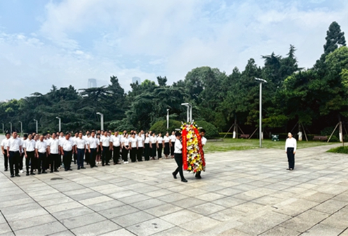 湖南高速服務區公司開展「迎七一 強黨性 築牢廉潔自律防線」廉政警示教育活動