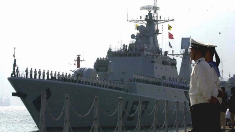 【圖集】香江艦影：人民海軍艦艇歷次訪港精彩瞬間