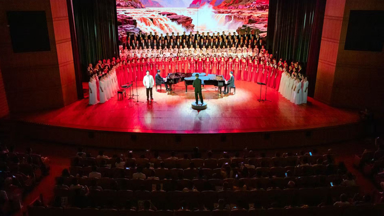 300人共唱《黃河》！深圳寶安2025「開演——文藝四季SHOW」正式啟幕