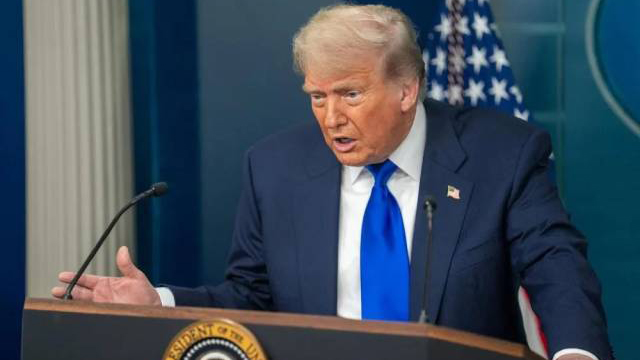 特朗普回應美國被「打耳光」