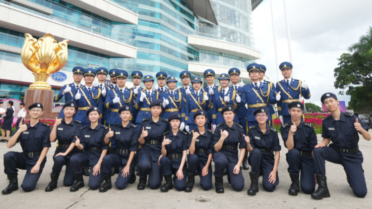 香港回歸28周年｜懲教署儀仗隊參與升旗儀式