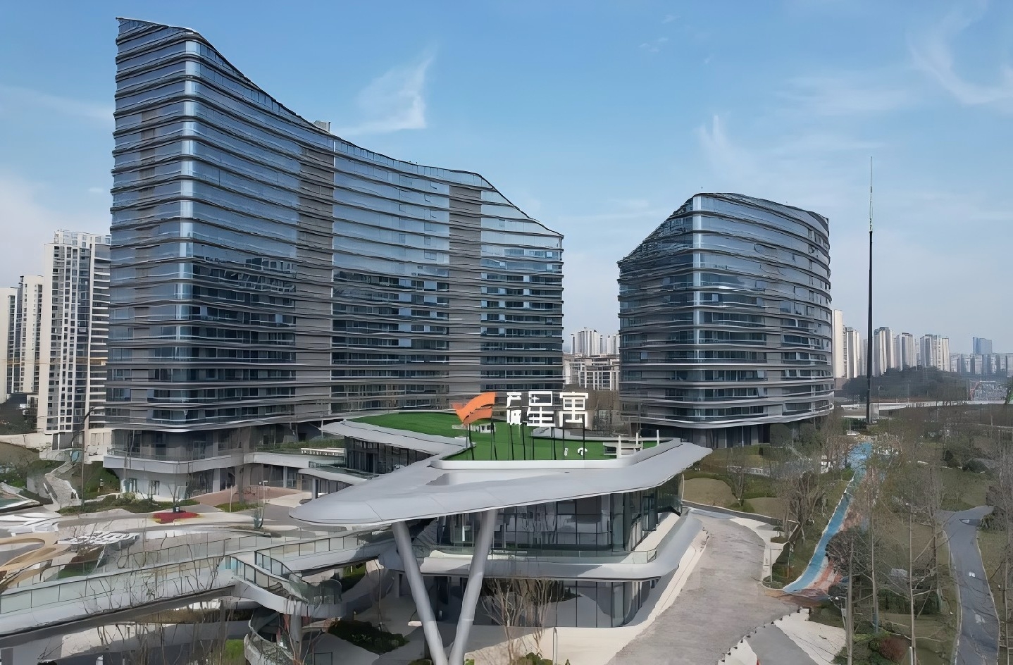 四川宜賓高鐵南片區：兩年突進 又一城市極核破繭成蝶