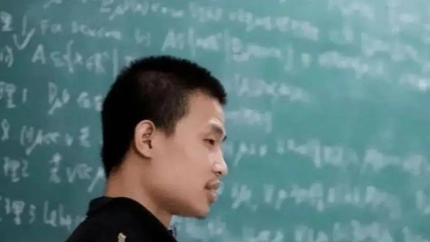 韋東奕晉升北大長聘副教授？校方回應：按學校流程走