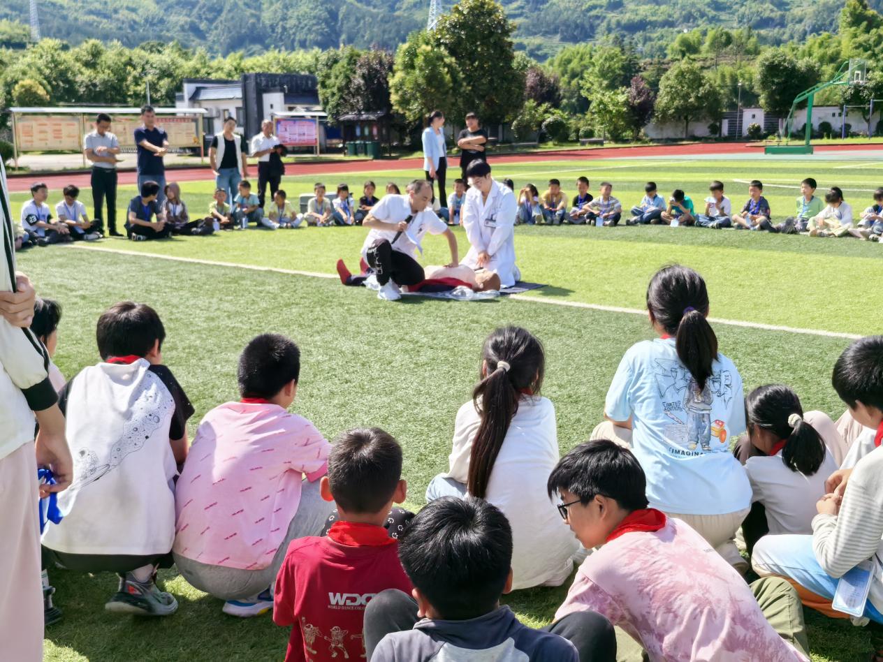 皖徽州呈坎鎮：「家校社」聯動 織密防溺水「安全網」