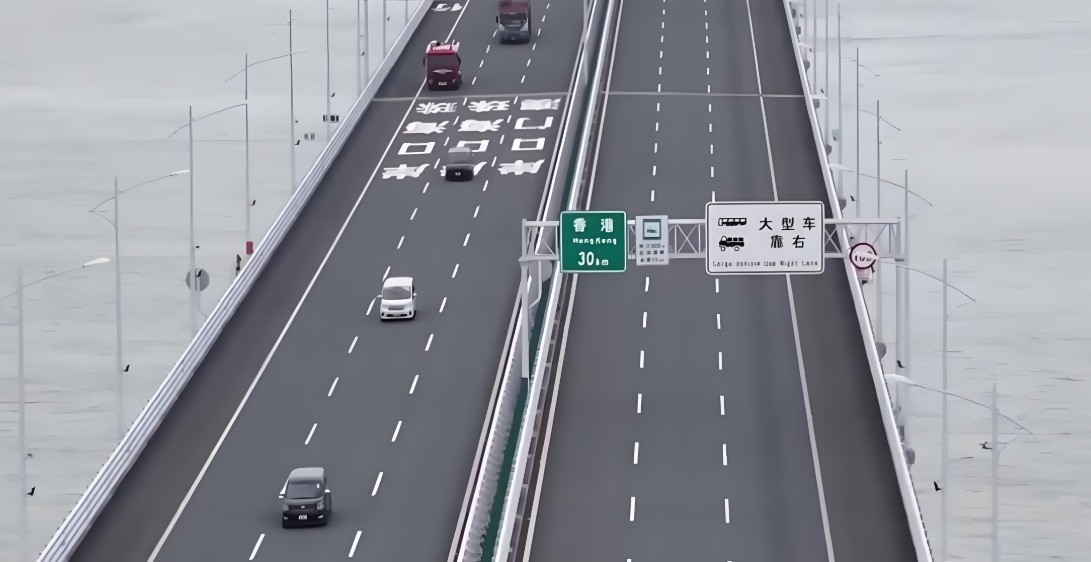 機管局：允許粵車南下轉機旅客停泊港珠澳大橋禁區