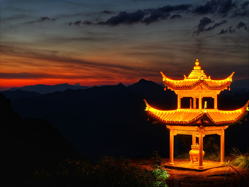 有片丨安徽休寧：齊雲晚霞 印染群峰