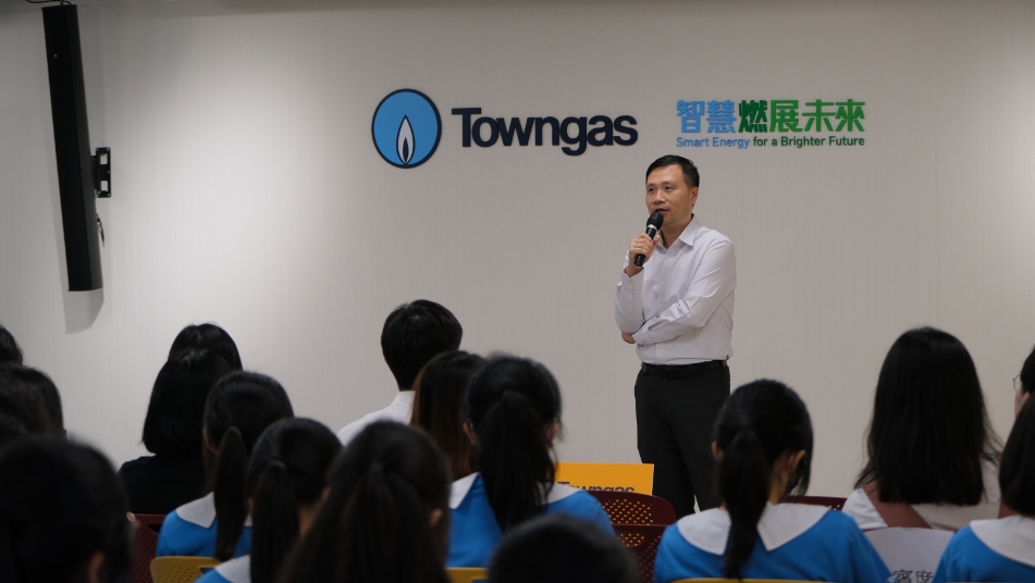 中學生拒絕「躺平」提前體驗職場生活