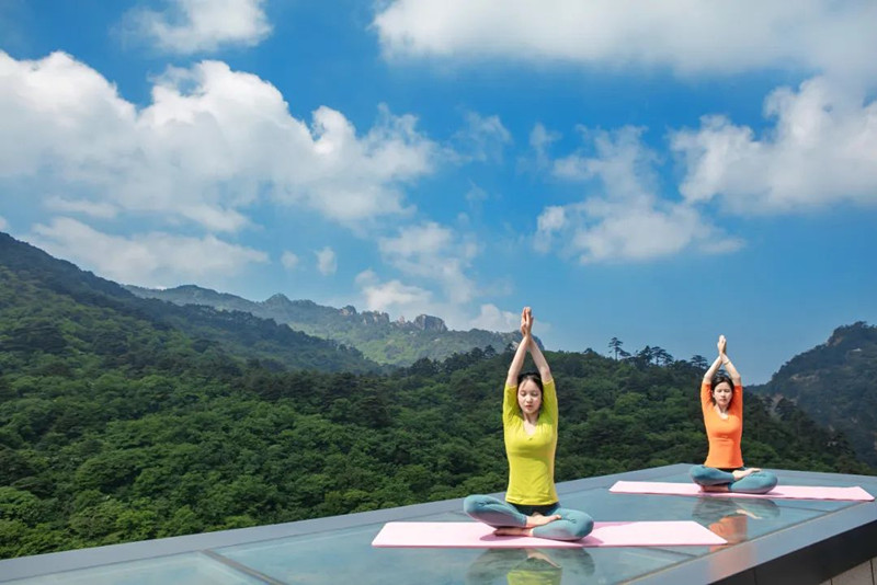 在18℃的黃山，享一場松下的清夢