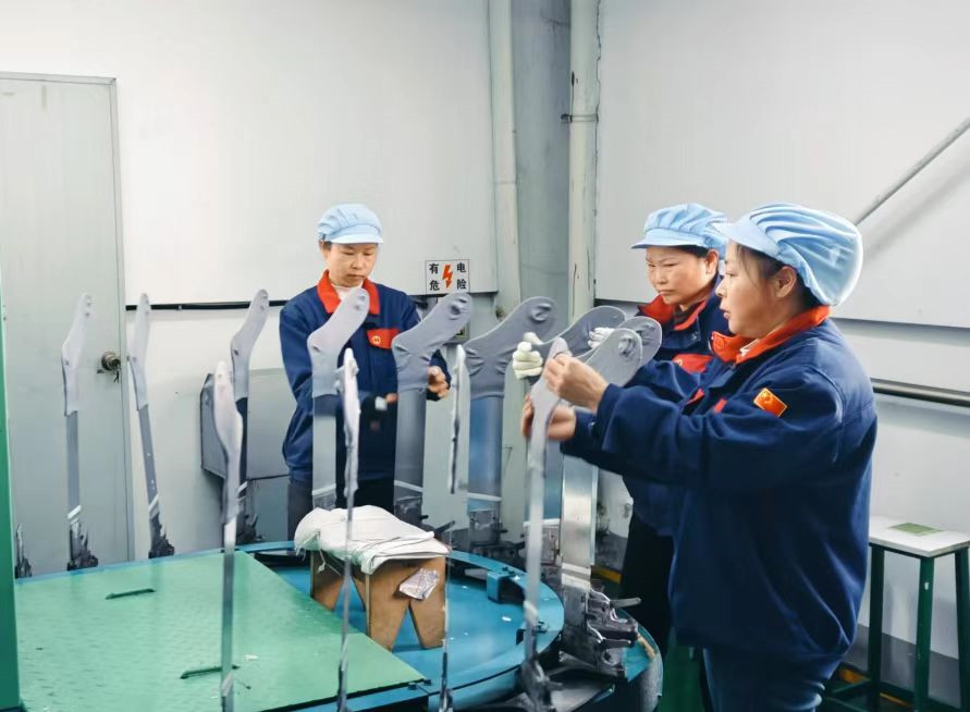 「媽媽崗」成為「媽媽港」 皖黟縣為女性群體鋪就幸福就業路