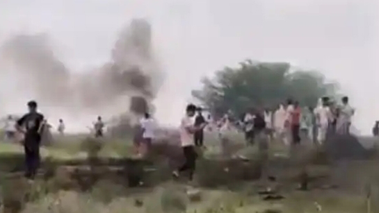 印度一空軍戰機墜毀 至少2人死亡