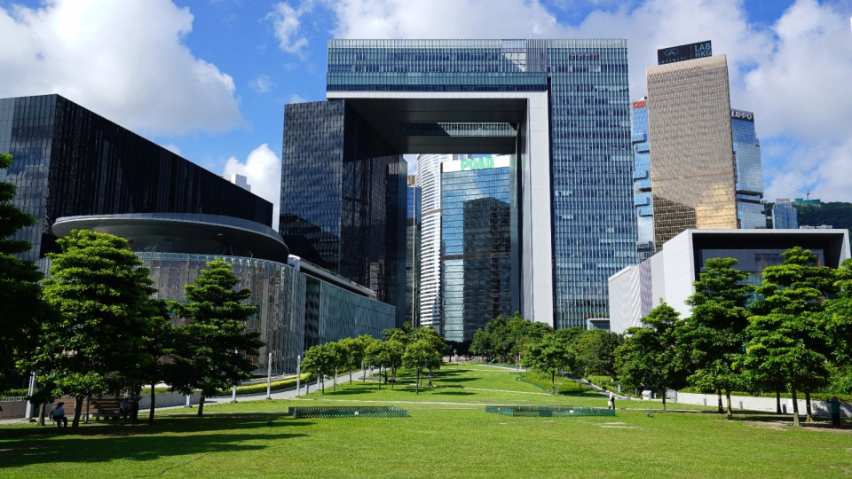 特區政府強烈譴責美國以政治凌駕法治 假借所謂「國家緊急狀態」抹黑香港