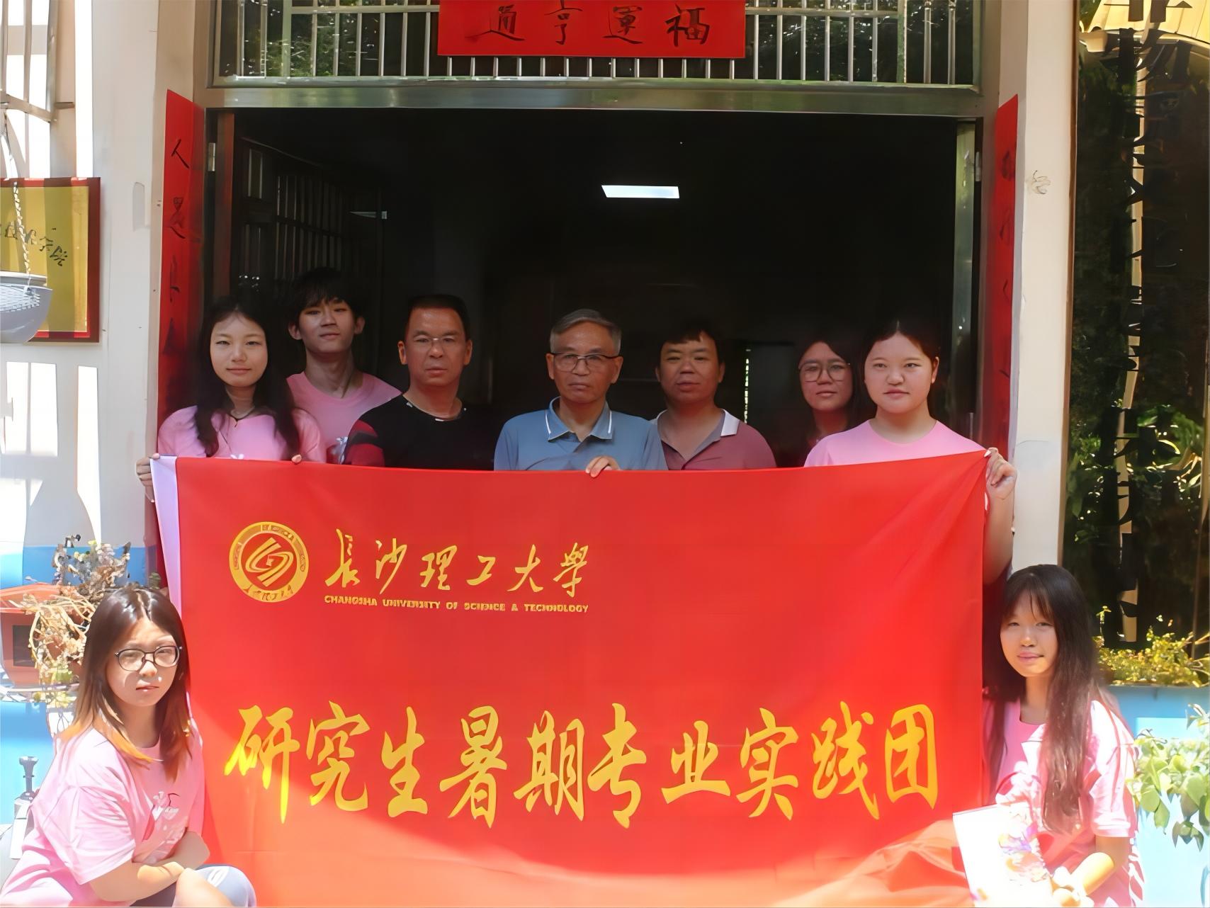 隆回灘頭年畫：色彩背後的傳承之困