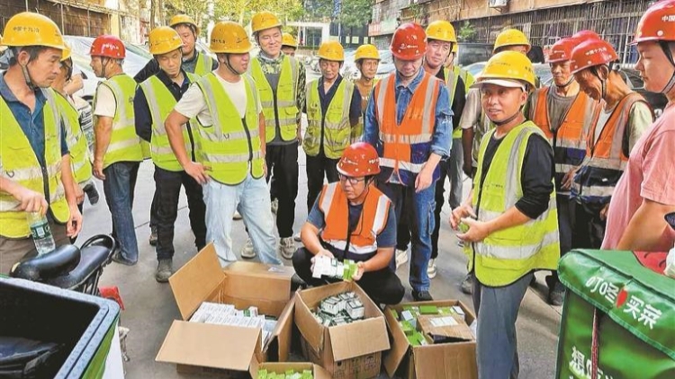 深圳露天崗位勞動者可連續5個月領取高溫津貼