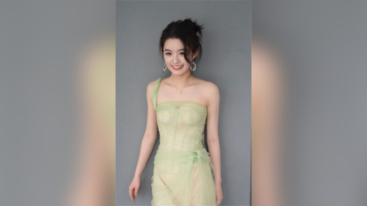 黃楊鈿甜缺席新劇宣傳視頻 此前曾陷「天價耳環」風波