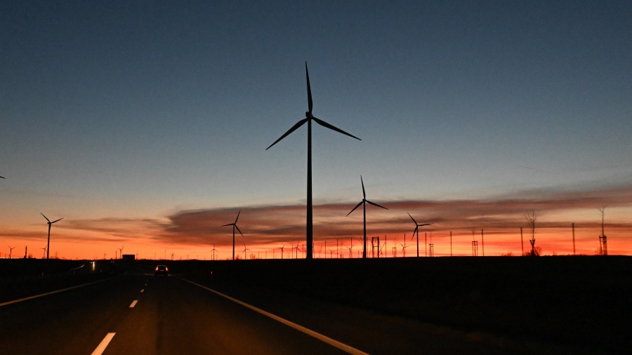 年內A股最大IPO上市 華電新能創逾3千億市值