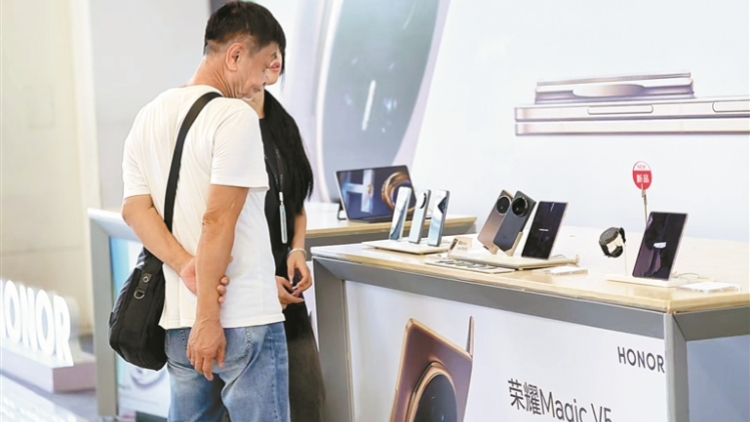 深圳口岸化身企業「秀場」