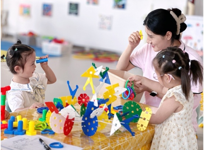 合肥廬陽區產業園裏辦起暑期託管班  創新服務暖人心