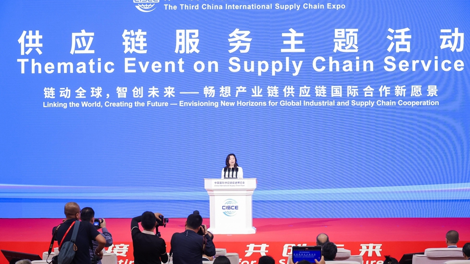 投推署鏈博會上推銷「高端服務」 香港亮出最佳供應鏈表情包