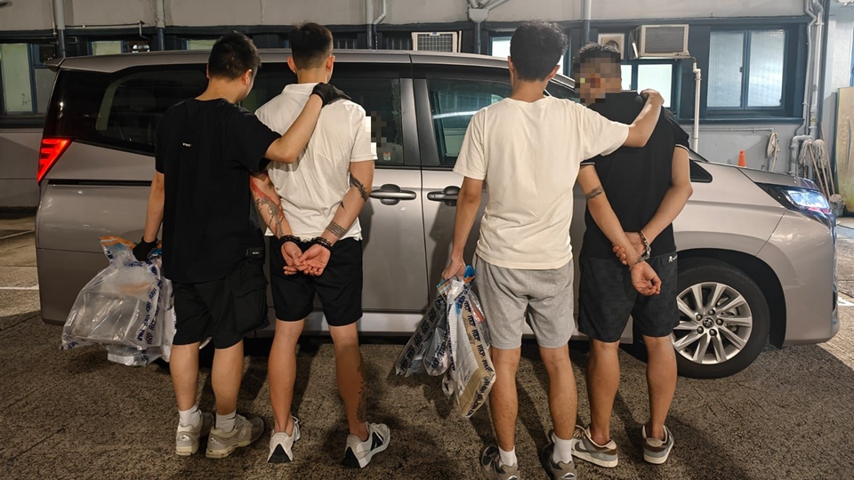 警方旺角搗破毒品儲存倉拘2男 檢值14萬元毒品