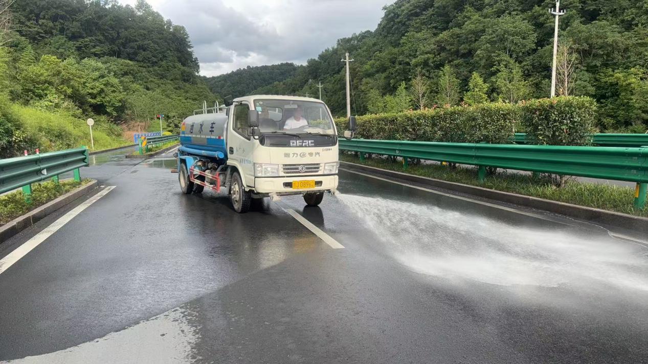 皖黟縣西遞鎮：整治行動「不停步」  鎮域面貌「日日新」