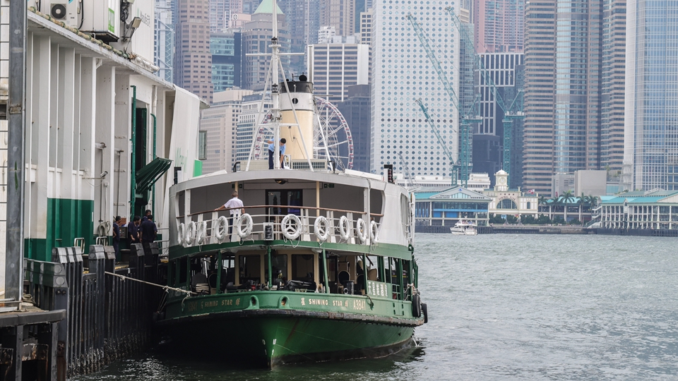 新渡輪橫水渡及港內航線渡輪服務今日暫停 明日恢復