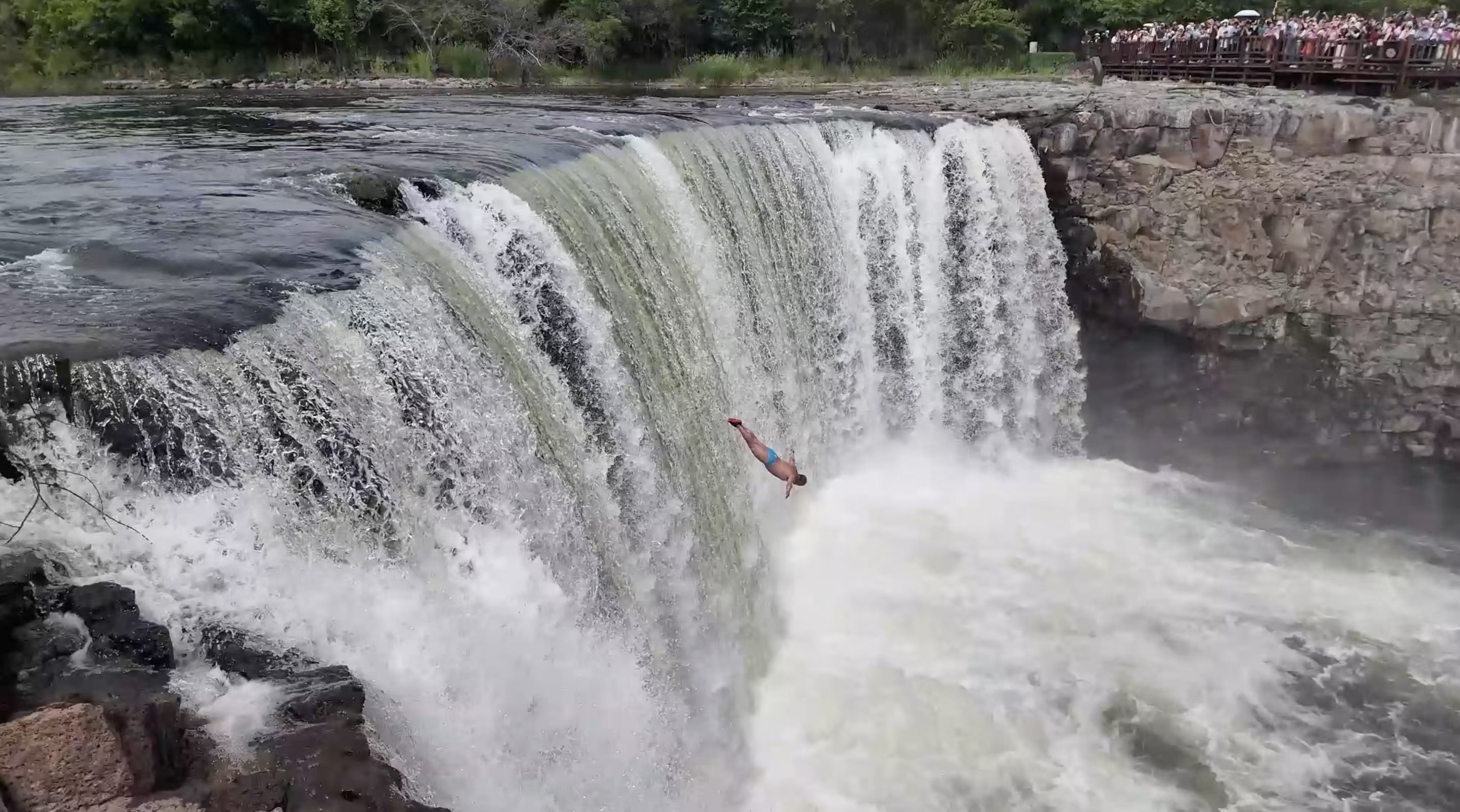 有片｜這個夏天，一起共赴牡丹江的「清涼之約」