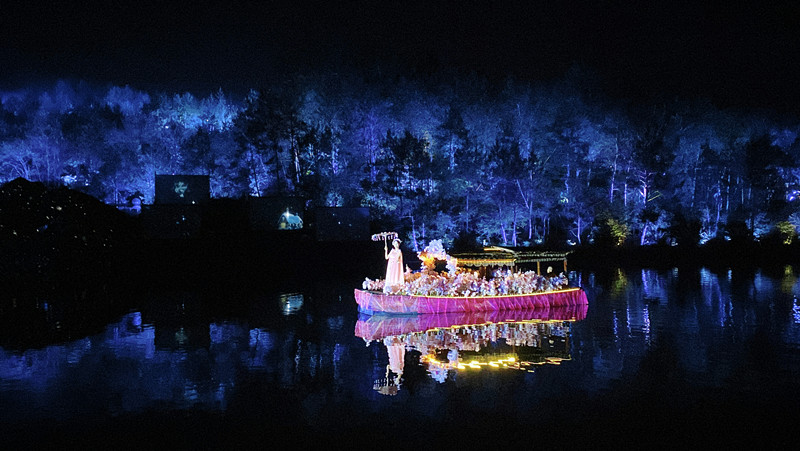 「秘境潮玩」強勢出圈 皖黃山花山夜遊熱力值拉滿