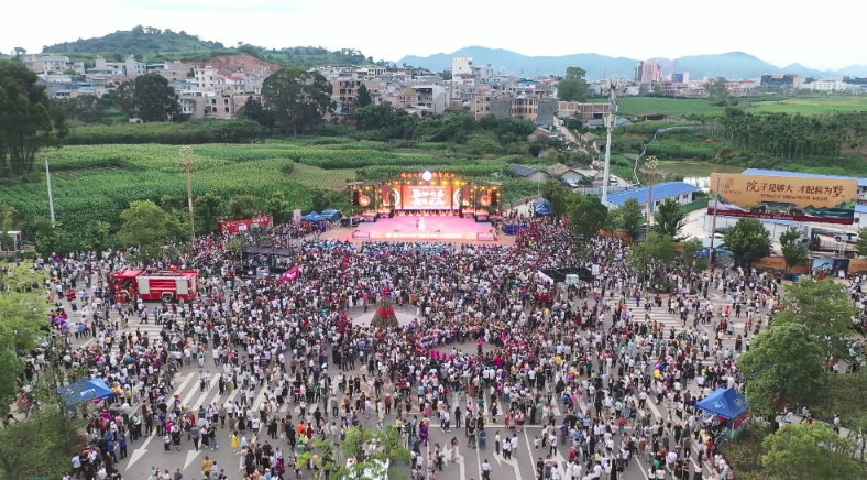 熱度「爆表」！硯山「非遺弦子舞」火把文化活動數據亮眼顯活力
