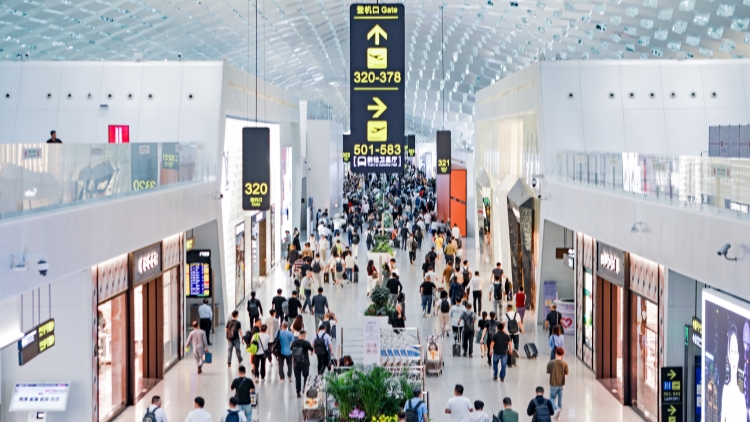 深圳機場上半年旅客量超3200萬人次