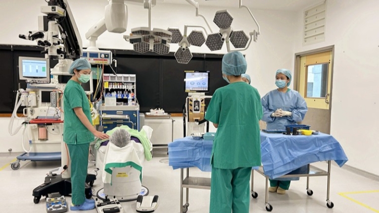 醫管局擬下月全面加快白內障手術排期