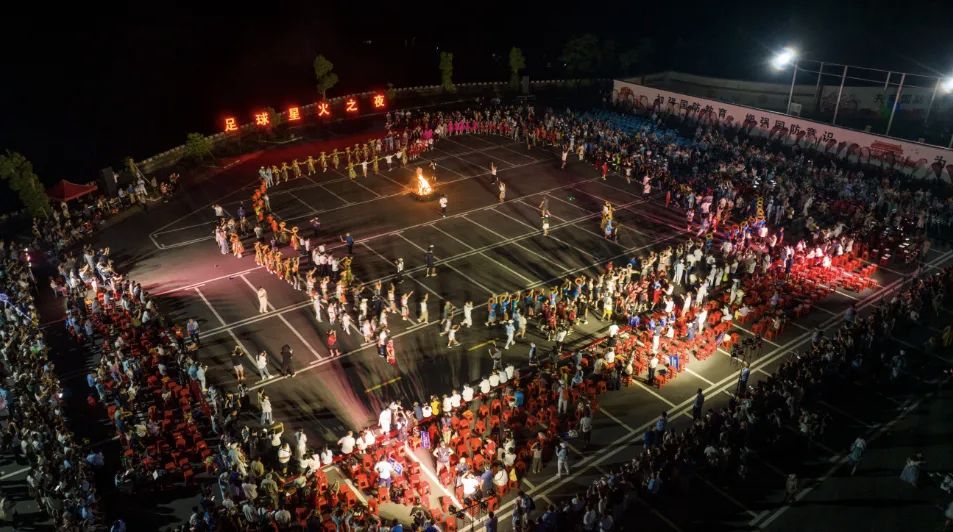 足球為媒架起聯通世界的橋樑